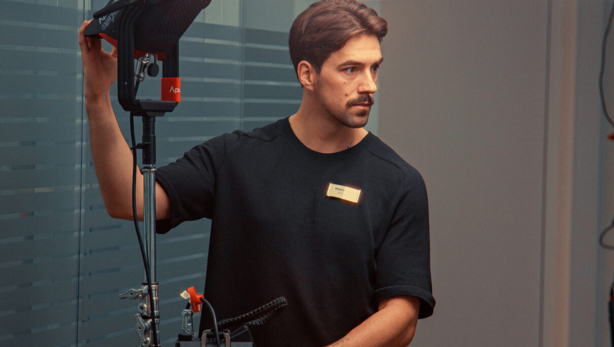 Behind-the-Scenes-Video bei einer Produktion