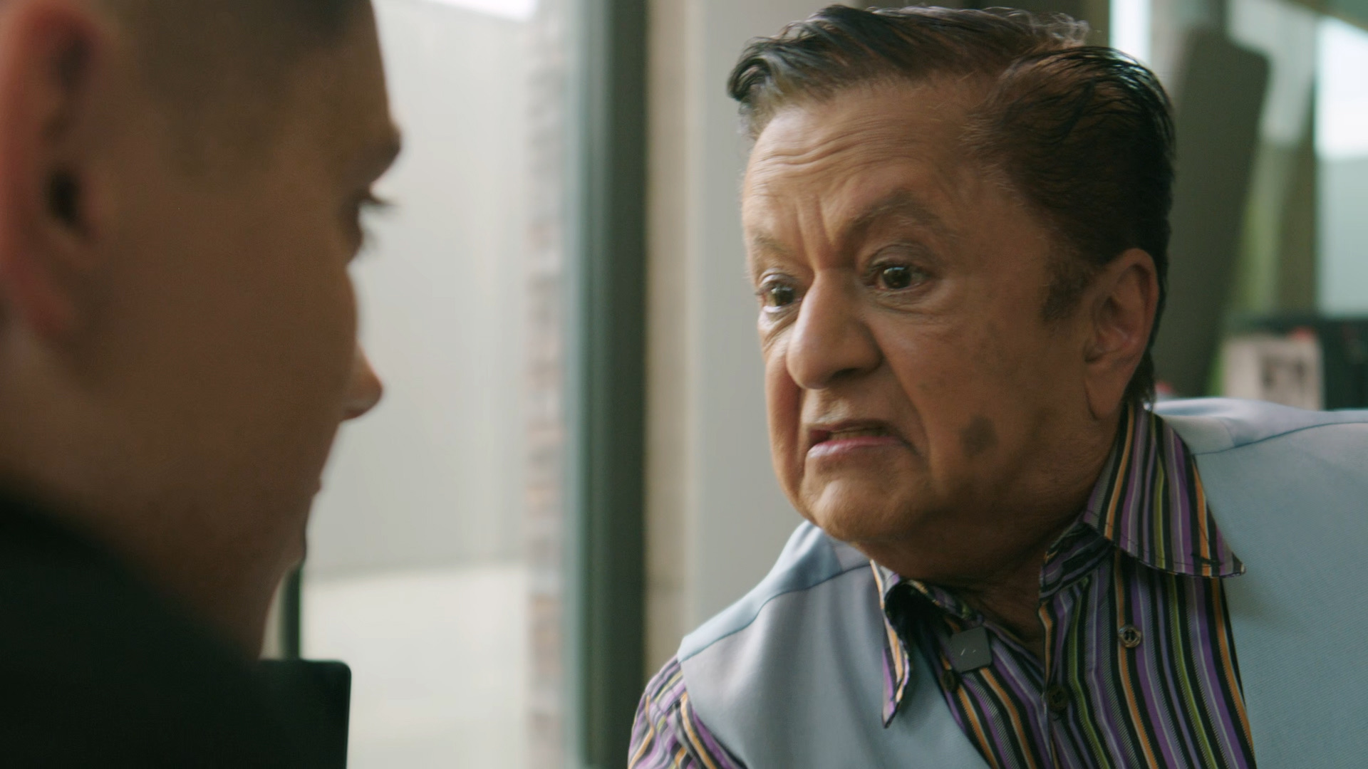 Deep Roy in einer Commercial-Webserie für Jesam Consulting