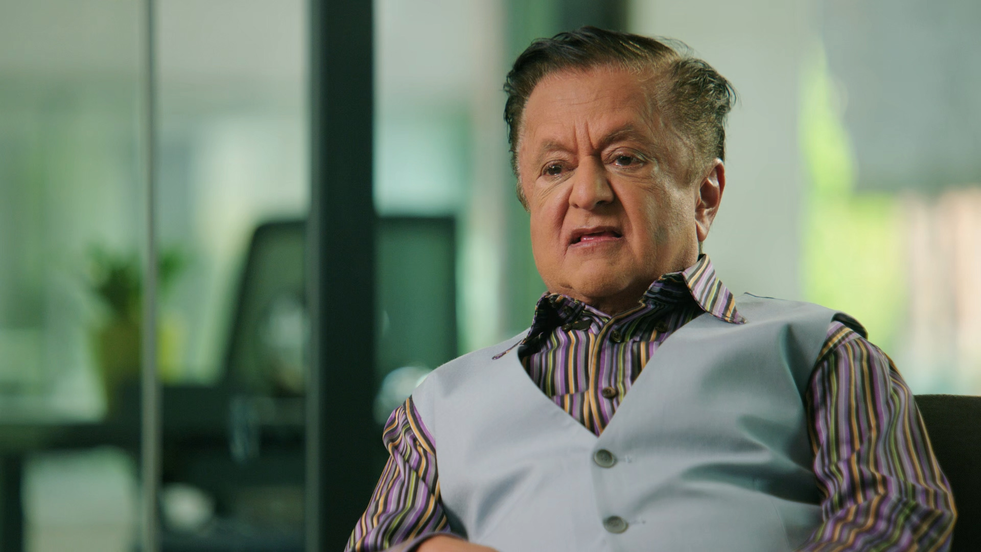 Jesam Consulting – Deep Roy – Filmstill 4